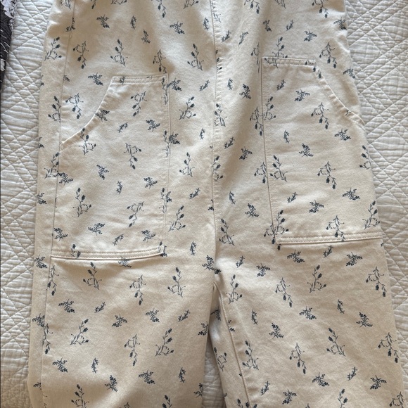 Orta Cream and Blue Floral Overalls - Picture 2 of 5